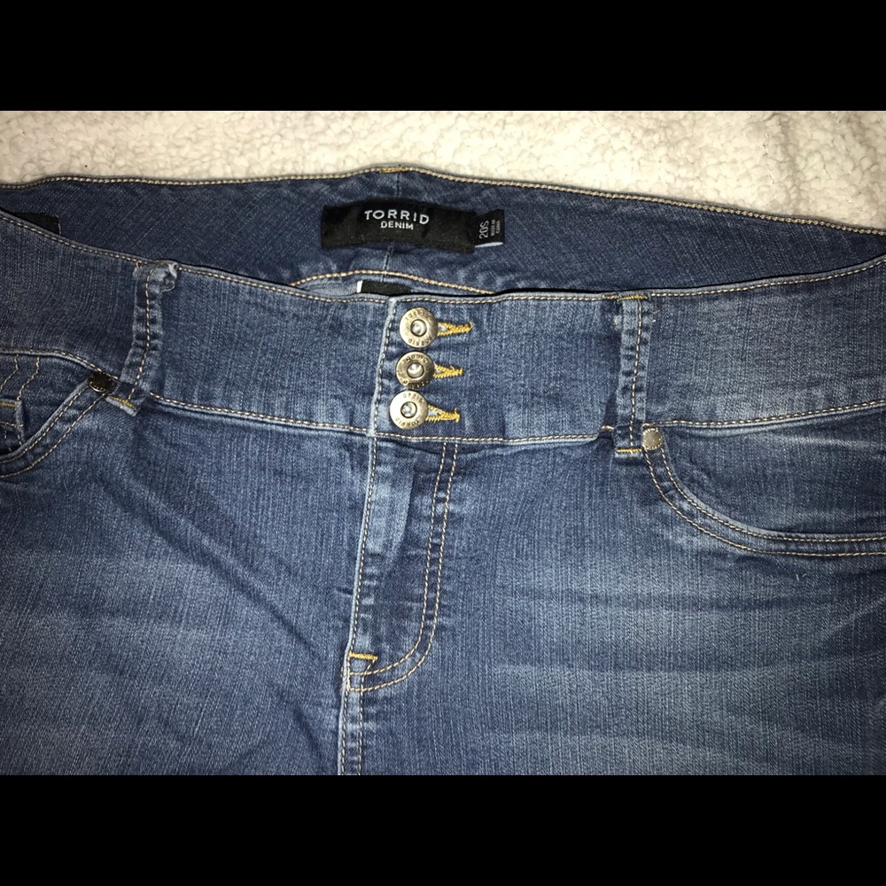 Size 20short torrid jeggings